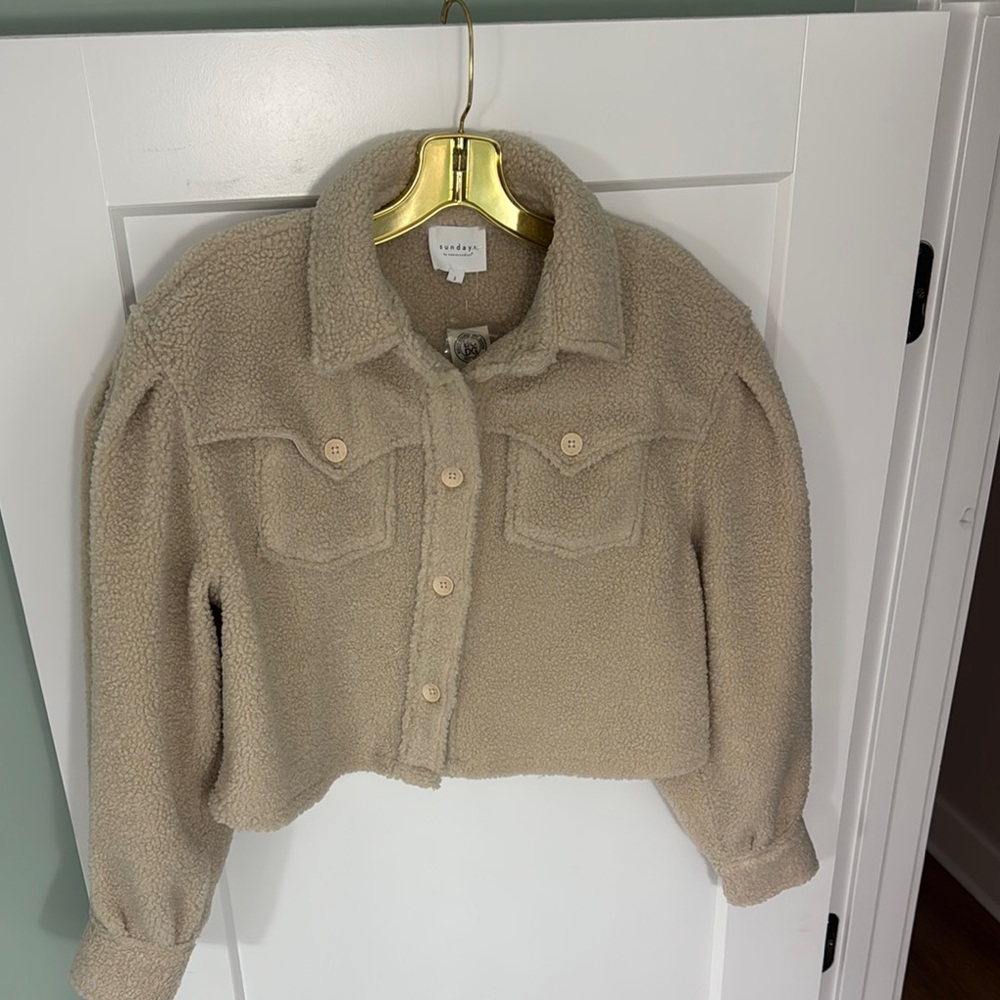 Sundays Tan Teddy Jacket Cropped Fuzzy Style - Picture 2 of 7
